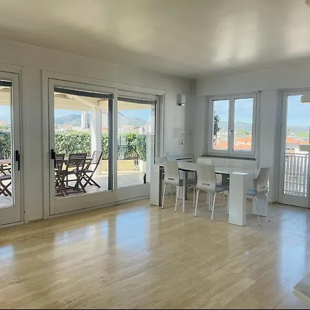 Charming And Sunny With Great View